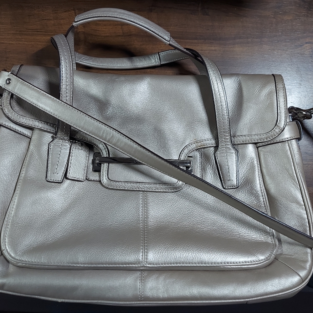 Beautiful Coach Tote